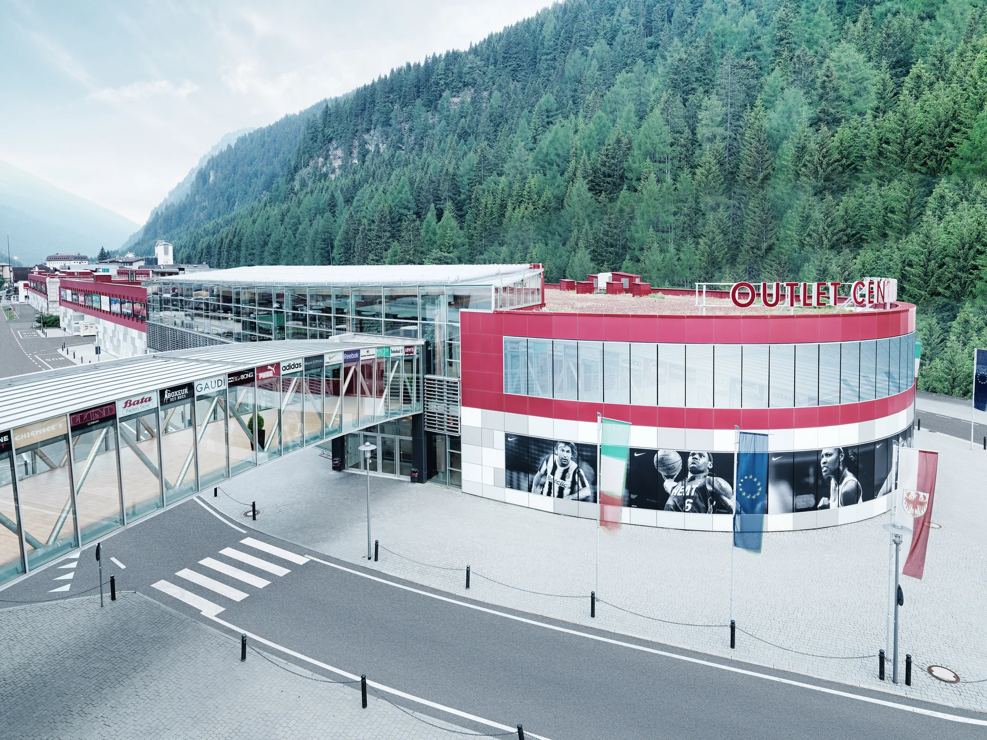 Brenner Outlet Center · SOUTH TYROL · BRENNER PASS · 2007